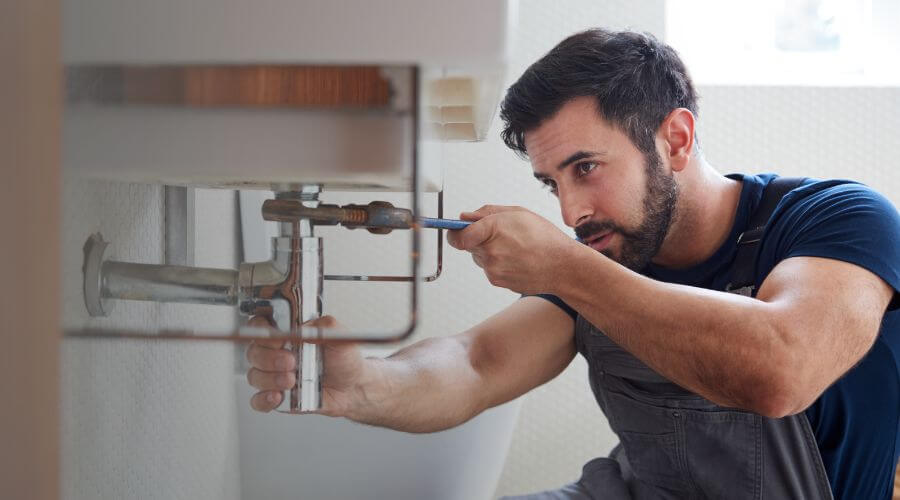 Professional sink repair in Winchester, KS